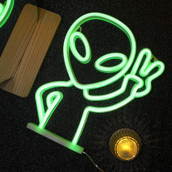 Green Alien Neon Sign LED Wall Light USB Battery for Game Room Party Decor - Picture 2 of 9